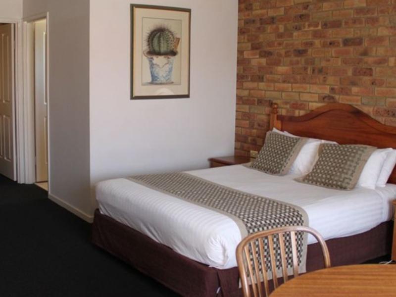 Best Western Ambassador Motor Inn & Apartments Уогга-Уогга Экстерьер фото