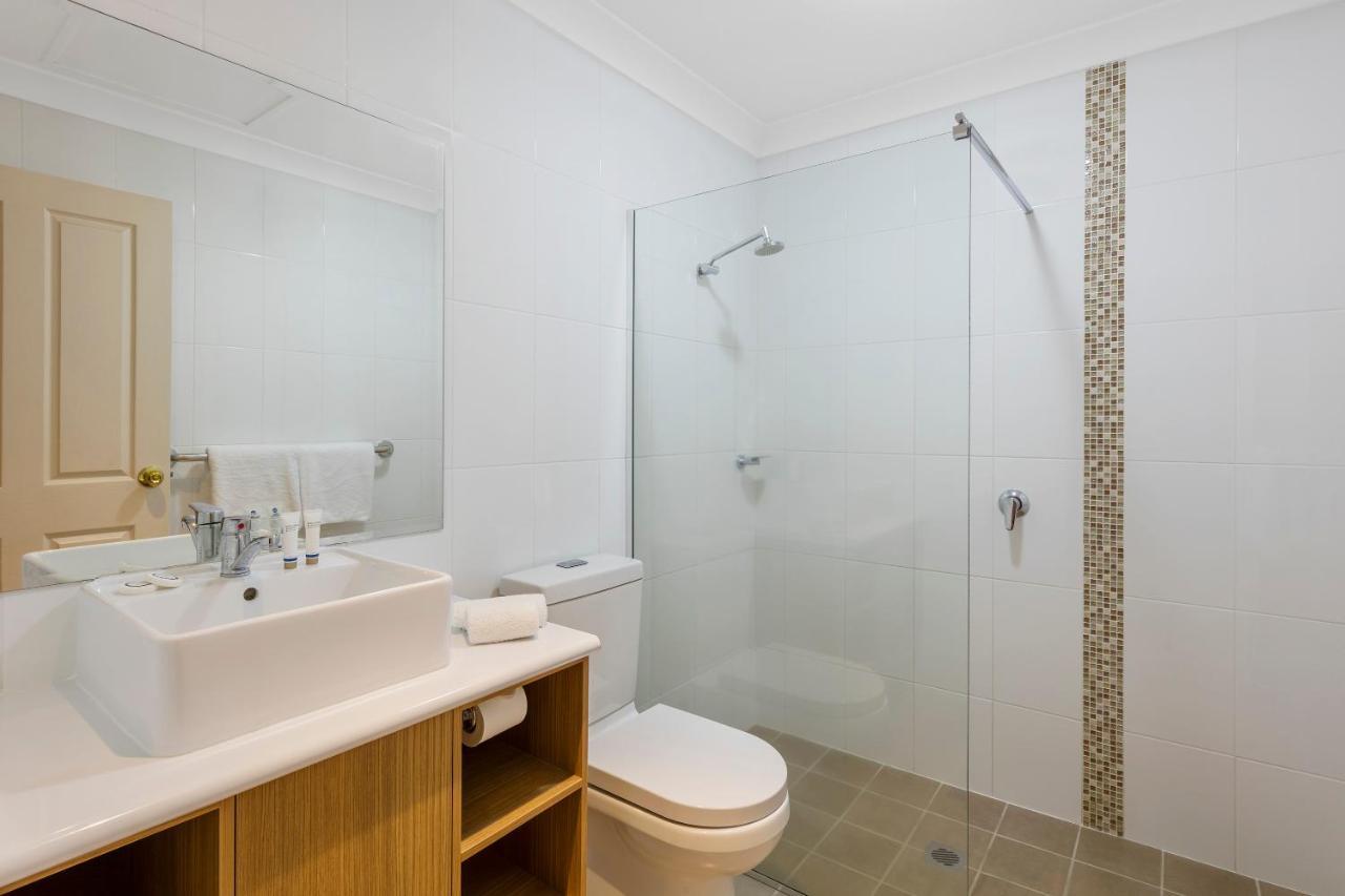 Best Western Ambassador Motor Inn & Apartments Уогга-Уогга Номер фото